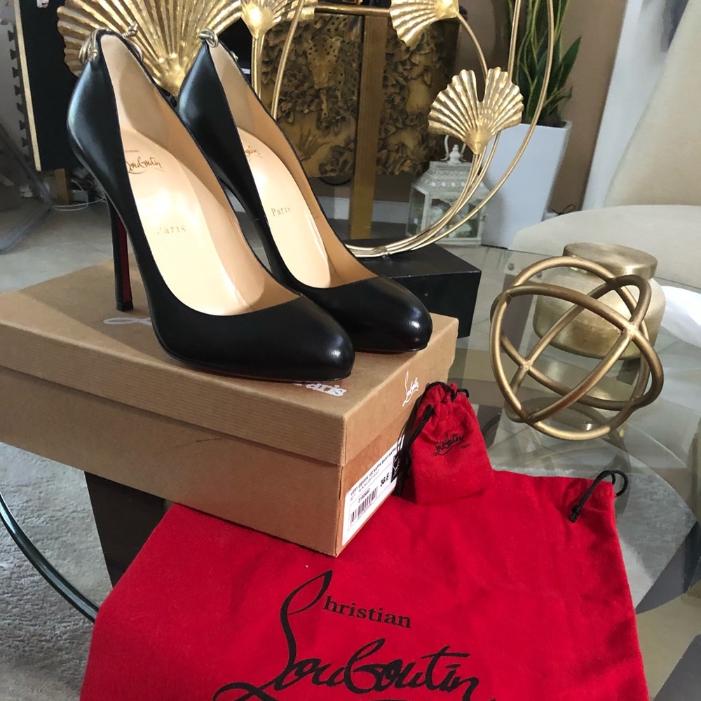 CHRISTIAN LOUBOUTIN VERY GEMMA 100 NAPPA BOW PUMPS